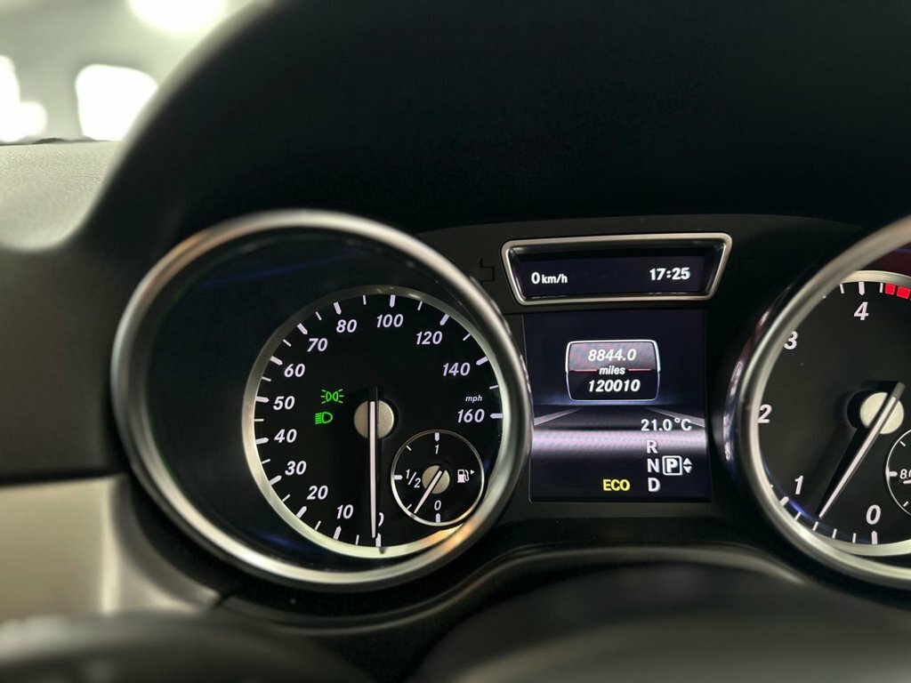 Mercedes-Benz M Class Ml250 Cdi Bluetec Sport Black #119