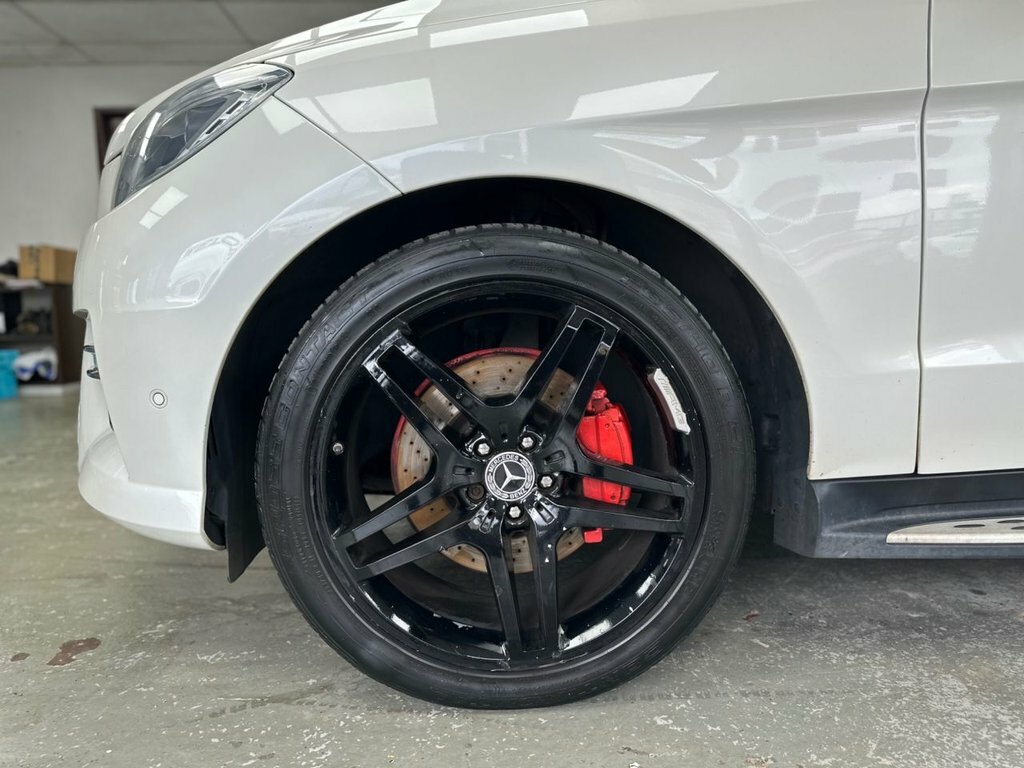 Mercedes-Benz M Class Ml250 Cdi Bluetec Sport Black #41
