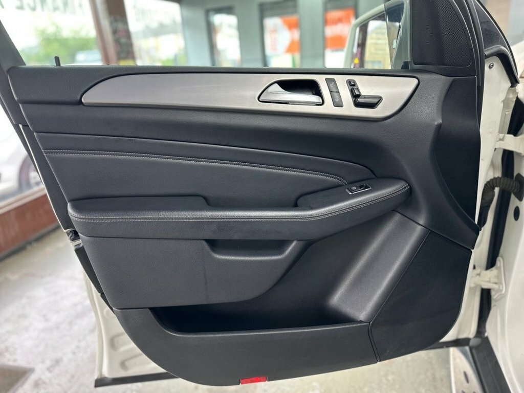 Mercedes-Benz M Class Ml250 Cdi Bluetec Sport Black #169