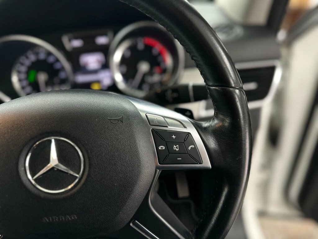 Mercedes-Benz M Class Ml250 Cdi Bluetec Sport Black #108