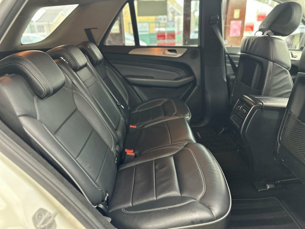 Mercedes-Benz M Class Ml250 Cdi Bluetec Sport Black #157