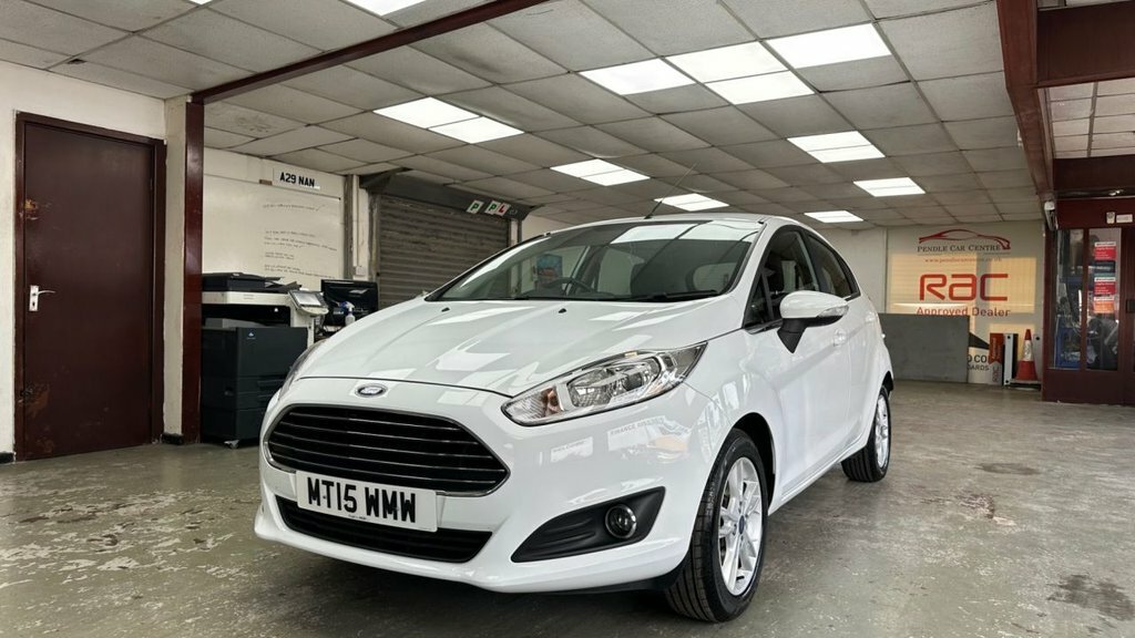 Ford Fiesta 1.3L Zetec White #4
