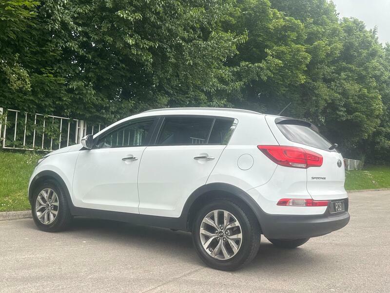 Kia Sportage 1.6 Gdi 1 White #11