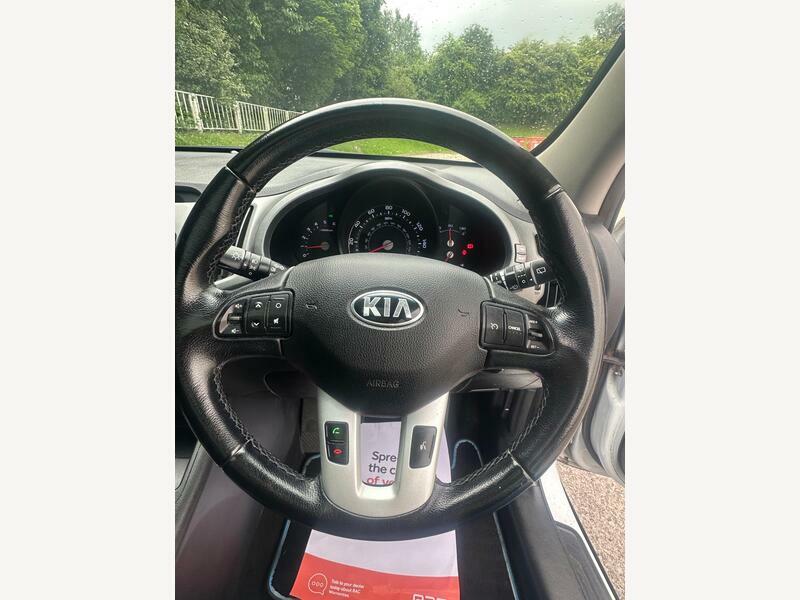 Kia Sportage 1.6 Gdi 1 White #22