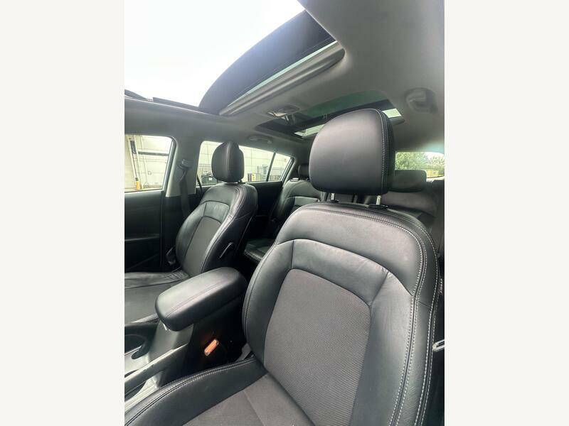 Kia Sportage 1.6 Gdi 1 White #36