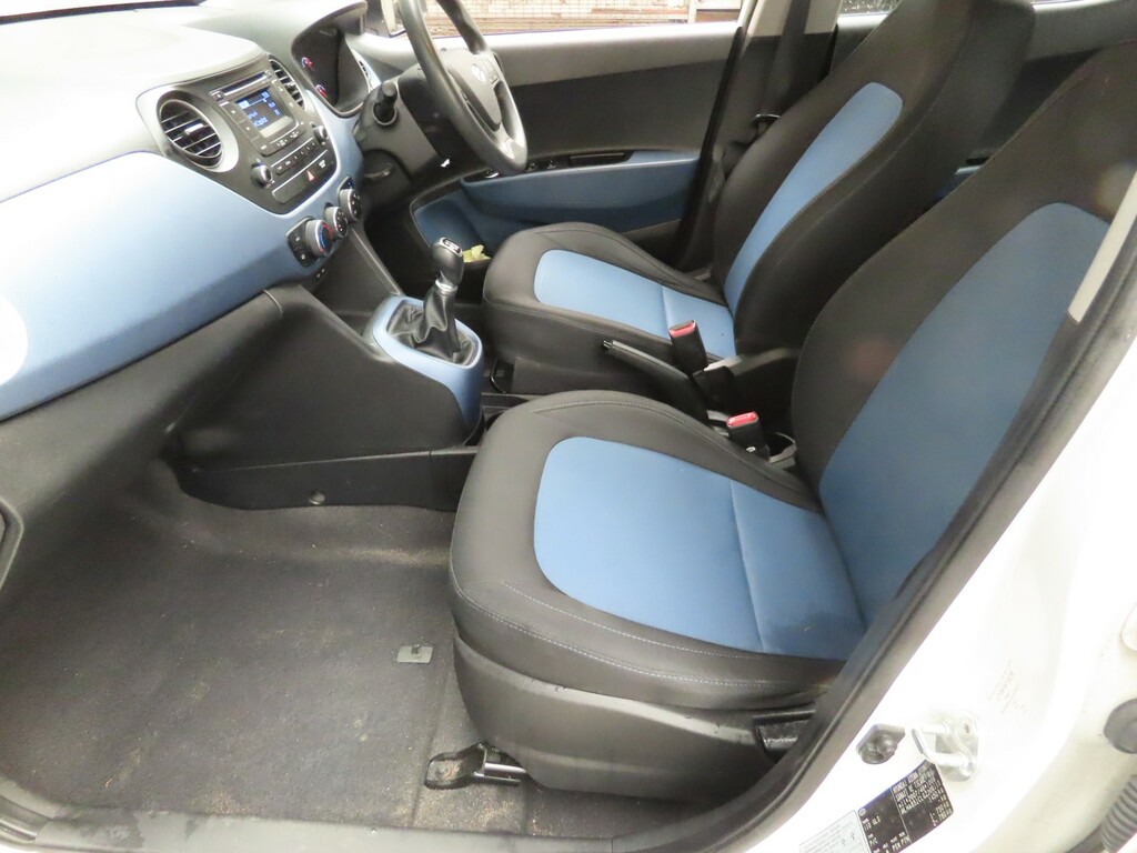 Hyundai I10 Hatchback Blue #8