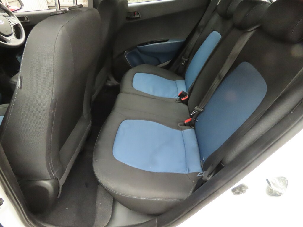 Hyundai I10 Hatchback Blue #9