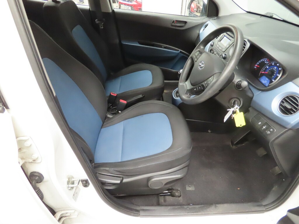 Hyundai I10 1.2 I10 Se 1.2 Blue Int Ccss White #6
