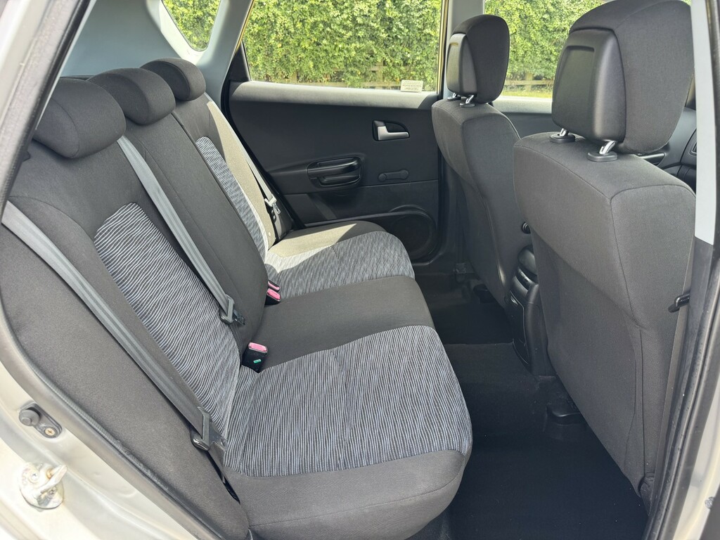 Kia Ceed 1.4 Gs Red #8
