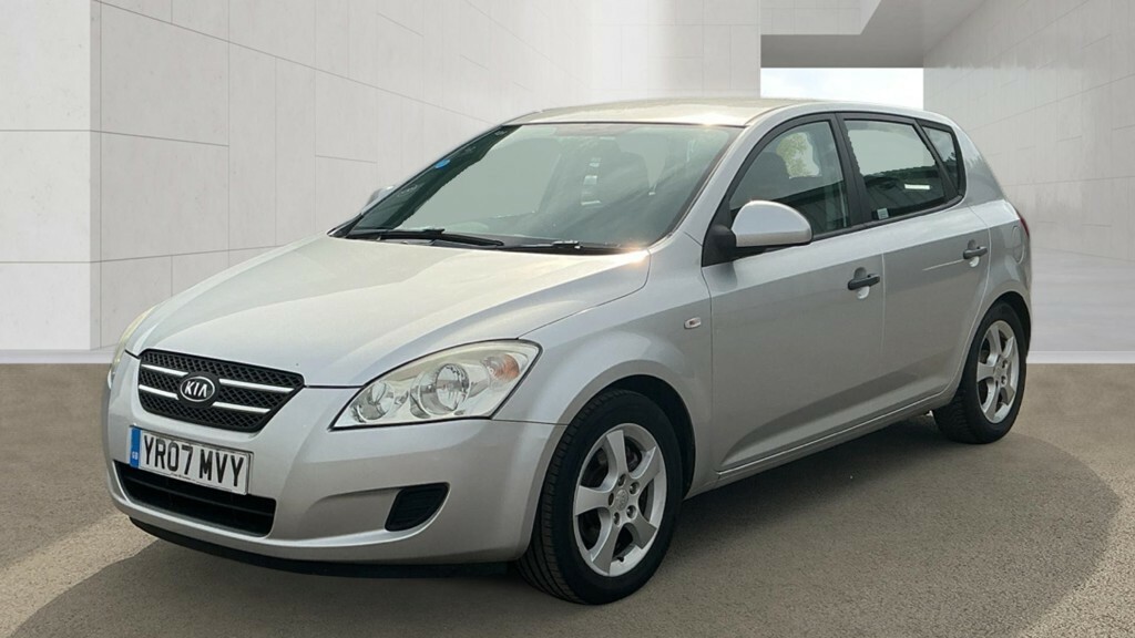 Kia Ceed 1.6 Gs Silver #4