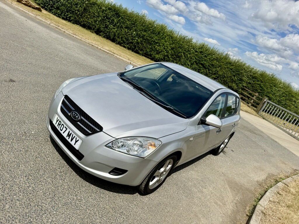 Kia Ceed 1.4 Gs Red #31