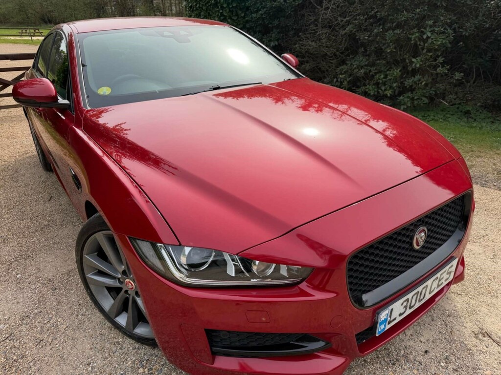 Jaguar XE R-sport D 