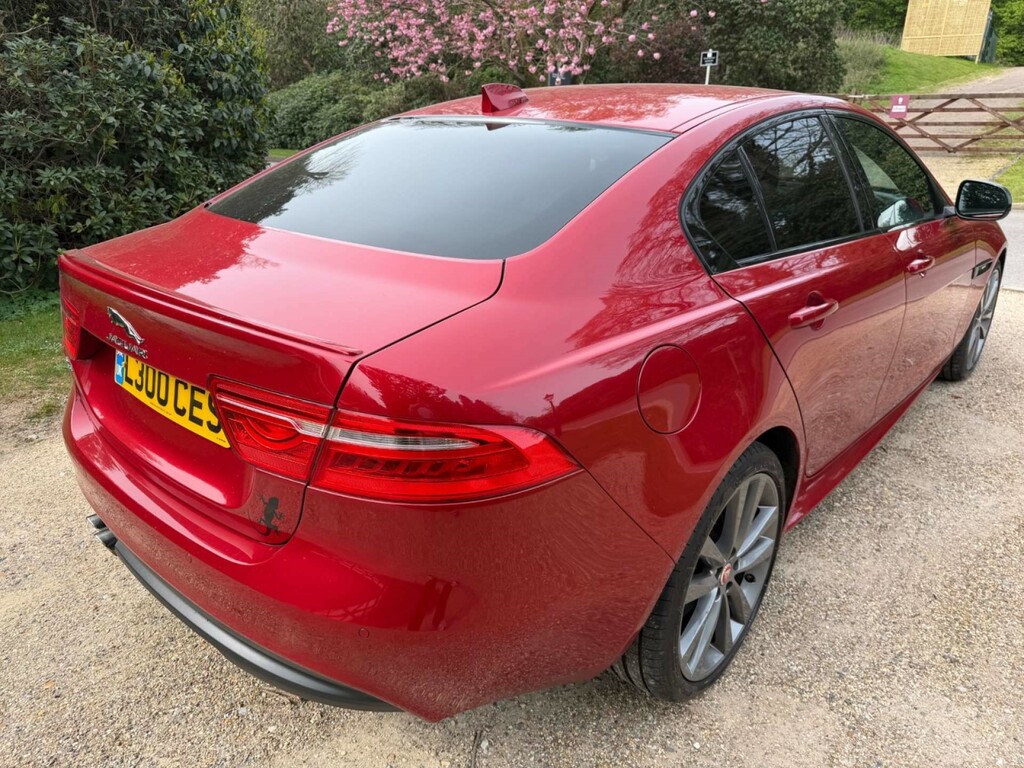 Jaguar XE R-sport D  #6