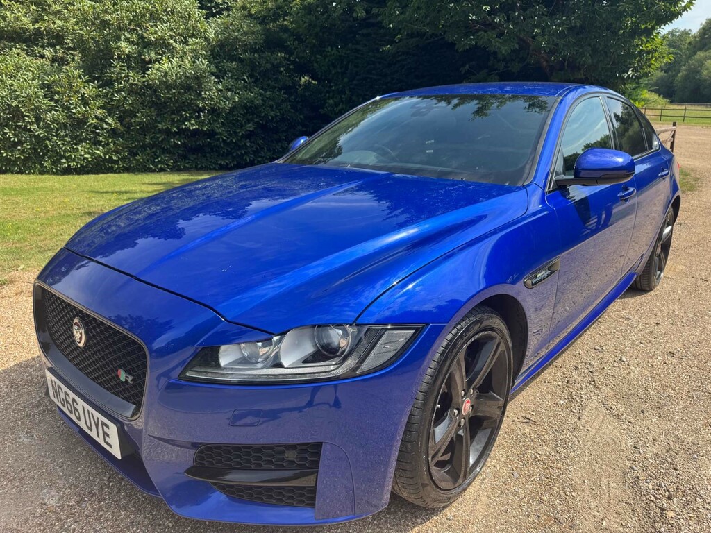 Jaguar XF 2L R-sport White #43