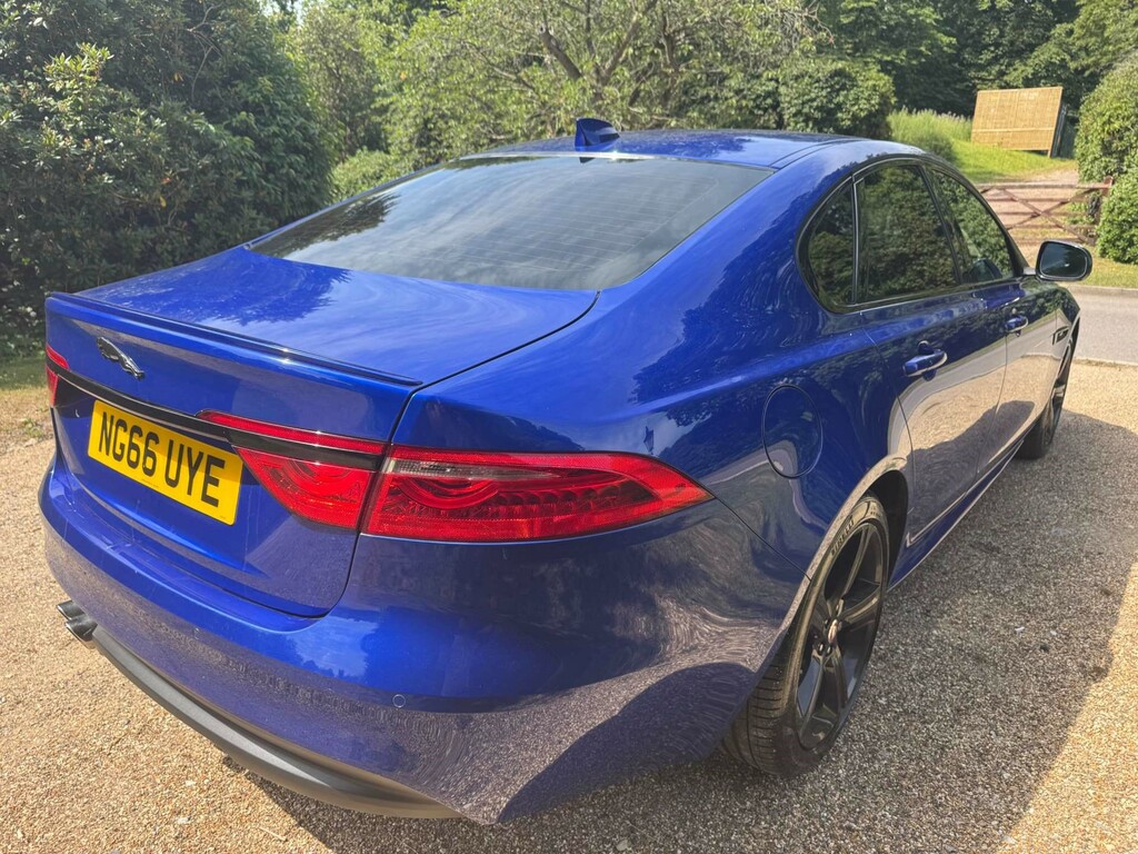 Jaguar XF R-sport D  #6
