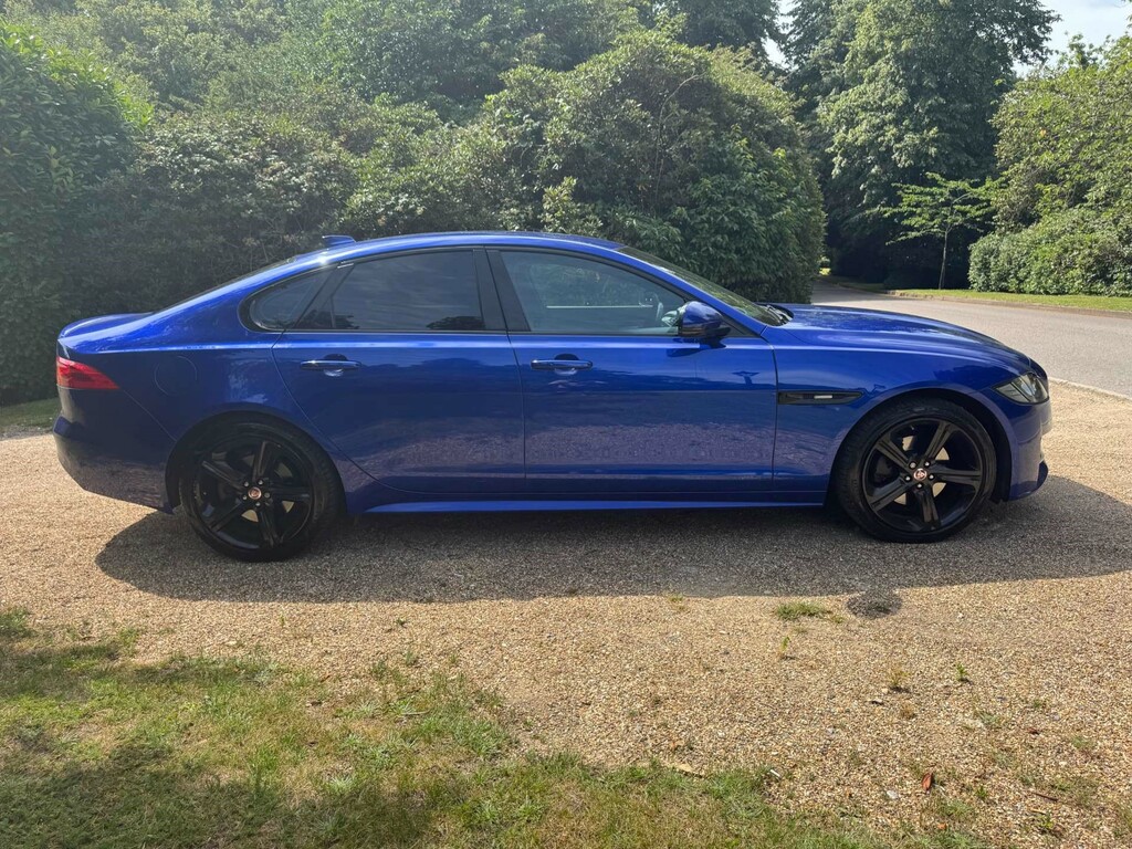 Jaguar XF 2L R-sport White #35