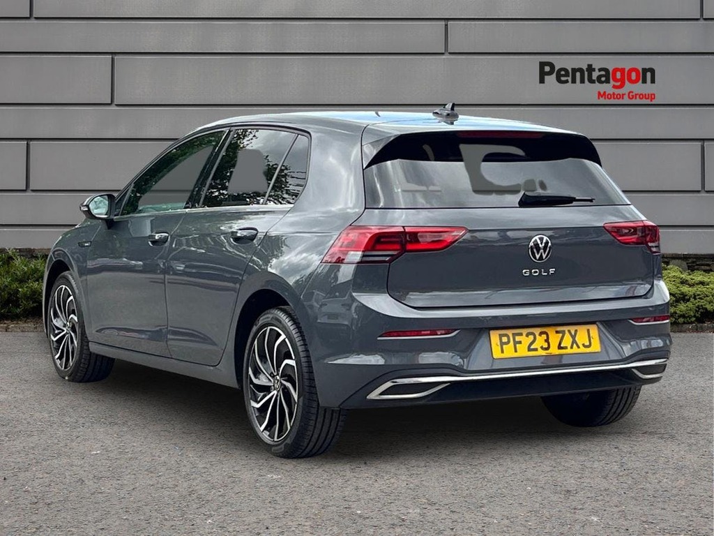 Volkswagen Golf 1.5 Tsi Style Edition Hatchback PF23ZXJ Grey #2