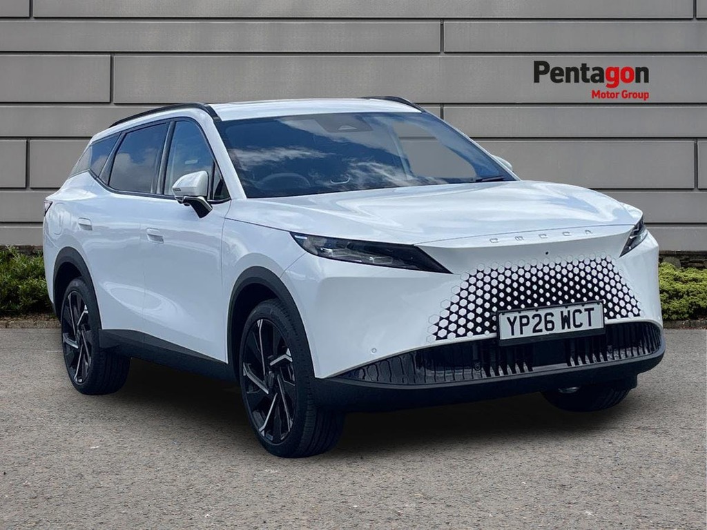 Omoda 7 1.5T Shs 18.4Kwh Noble Suv Plug In Hybr White