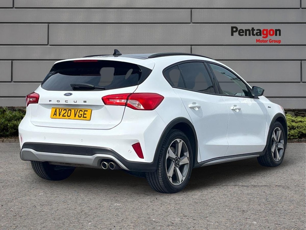 Ford Focus 1.0T Ecoboost Active Hatchback E AV20VGE White #4