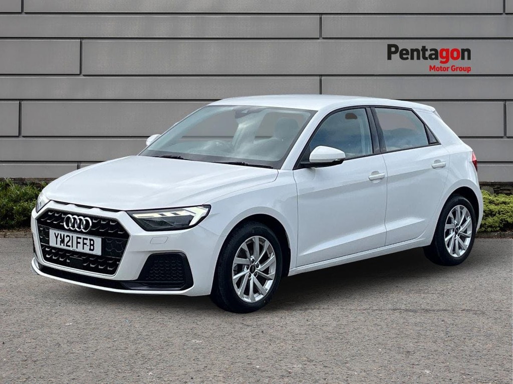 Audi A1 1.0 Tfsi 25 Sport Sportback Euro YM21FFB White #3