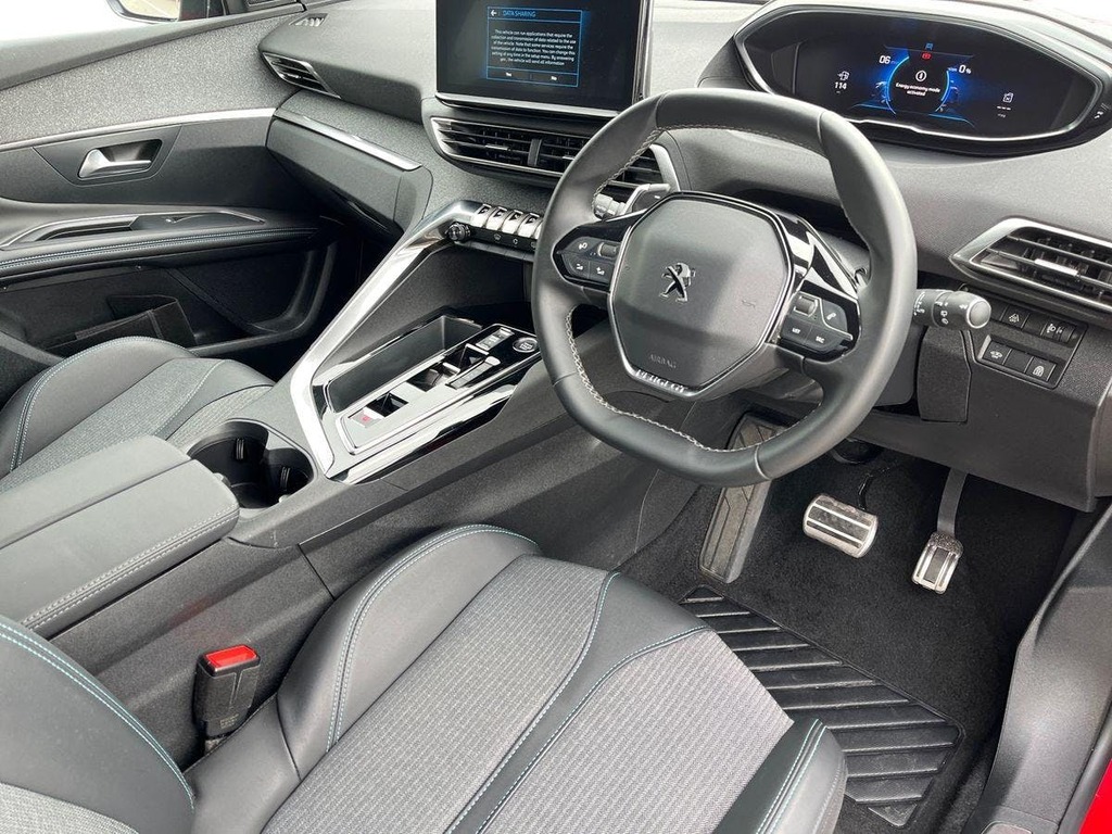 Peugeot 3008 1.2 Allure Premium Plus Suv Hybrid E D MJ24ZPO Red #5