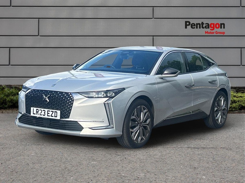 DS DS 4 1.2 Puretech Trocadero Hatchback Eat8 E White #3