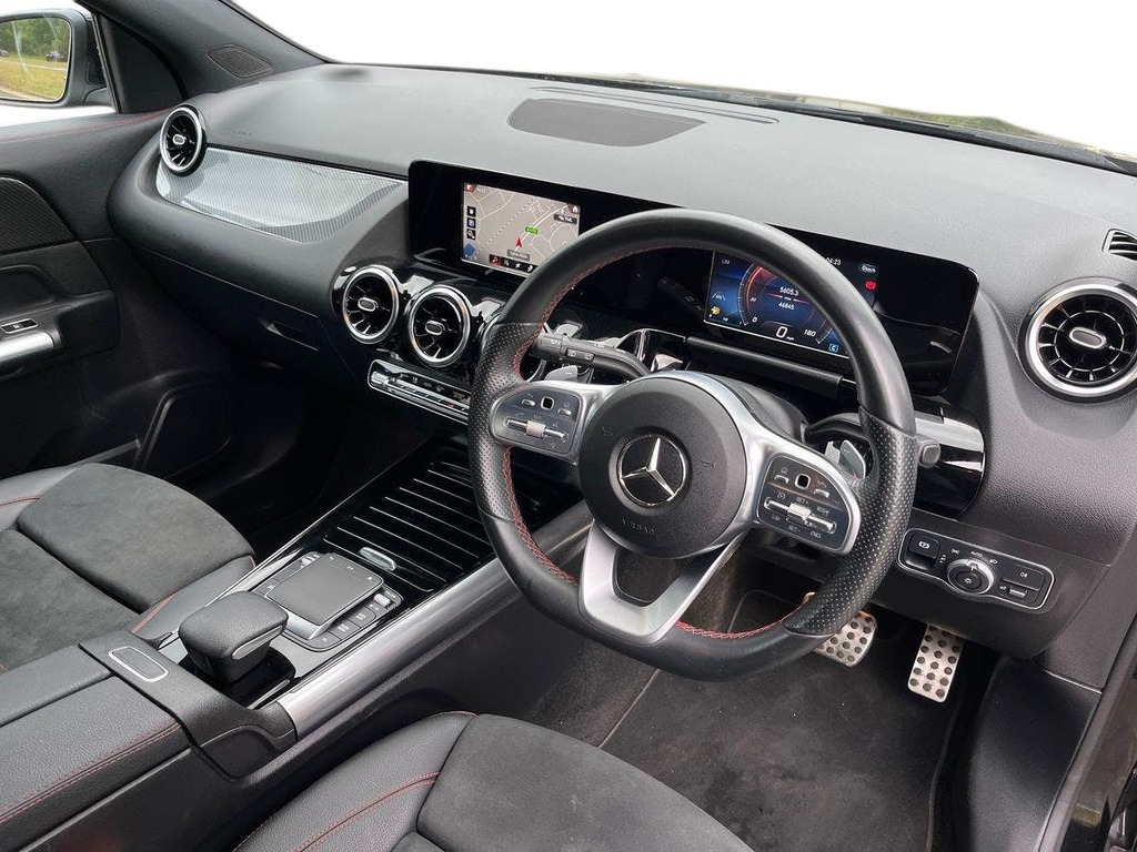 Mercedes-Benz GLA Class 2.0 Gla200d Amg Line Suv 8G Dct Euro 6 BR21UJF Black #5