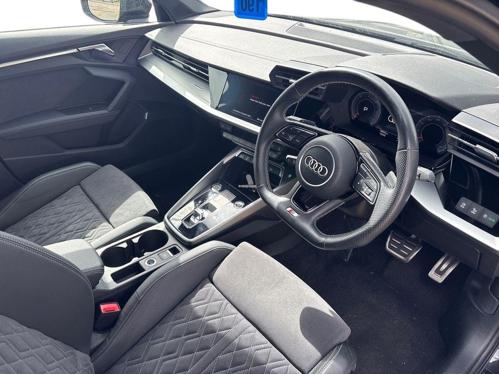 Audi A3 2.0 Tdi 35 Edition 1 Sportback S Tronic Black #5