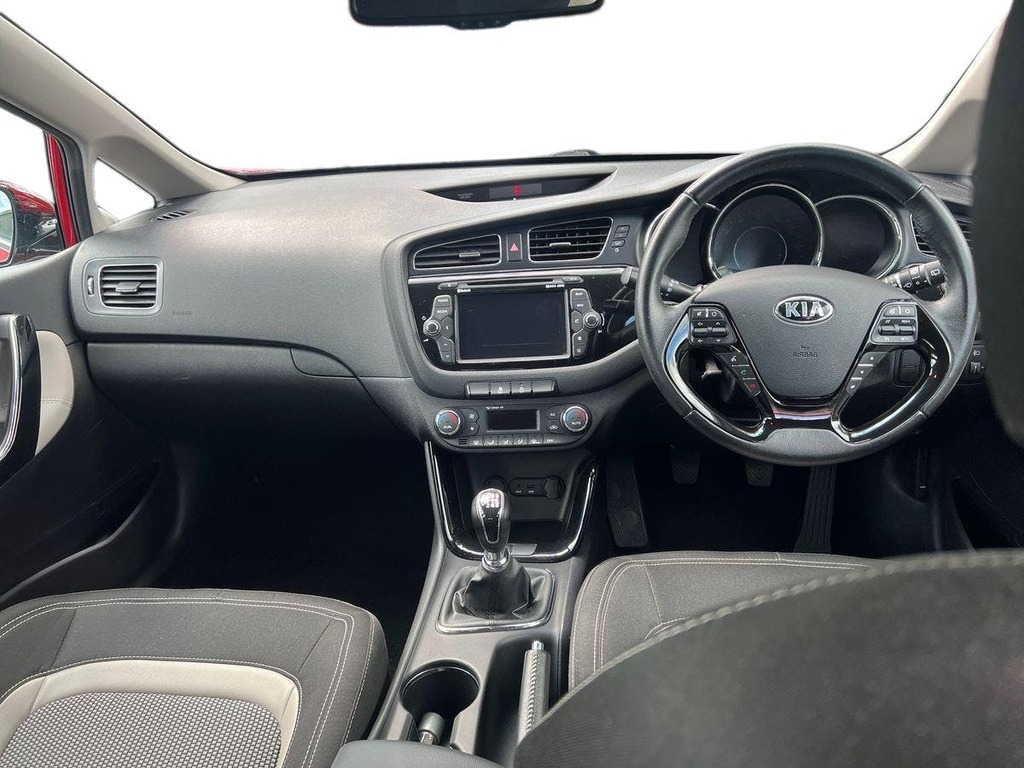 Kia Ceed 1.6 Crdi Ecodynamics 3 Hatchback Red #6