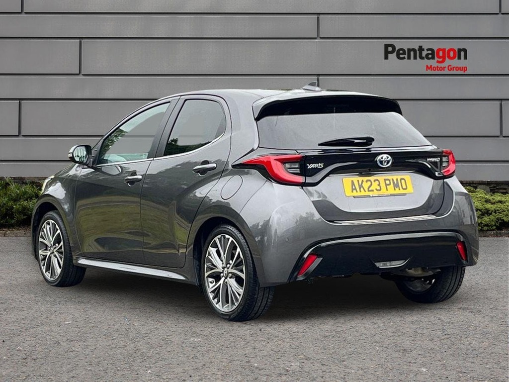 Toyota Yaris 1.5 Vvt H Excel Hatchback Hybrid E Cvt AK23PMO Grey #2