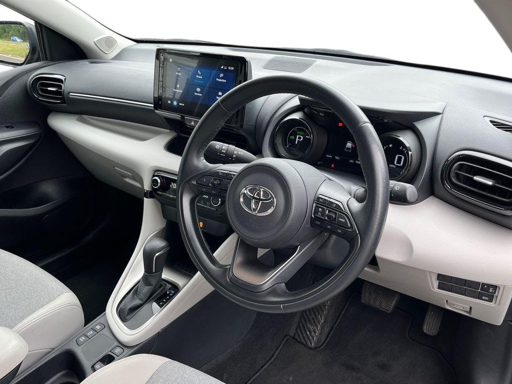 Toyota Yaris 1.5 Vvt H Excel Hatchback Hybrid E Cvt AK23PMO Grey #5