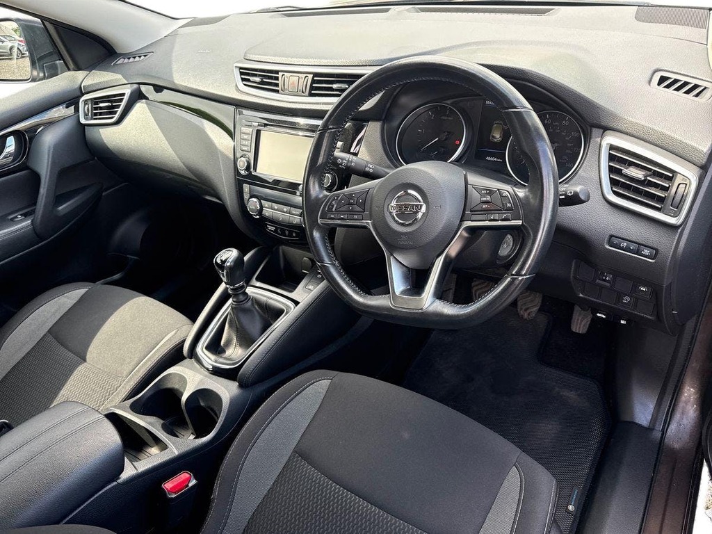 Nissan Qashqai 1.5 Dci Acenta Premium Suv Euro NU69SXM Brown #5