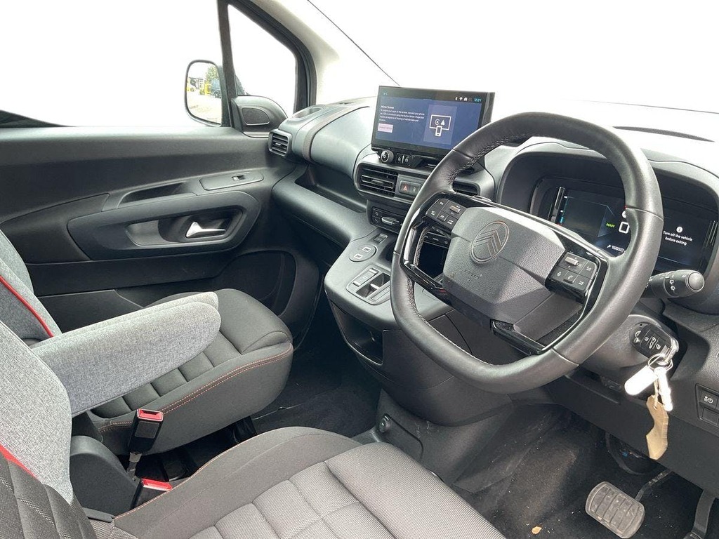 Citroen e-Berlingo 52Kwh Max M Mpv 7.4Kw Charger Black #5