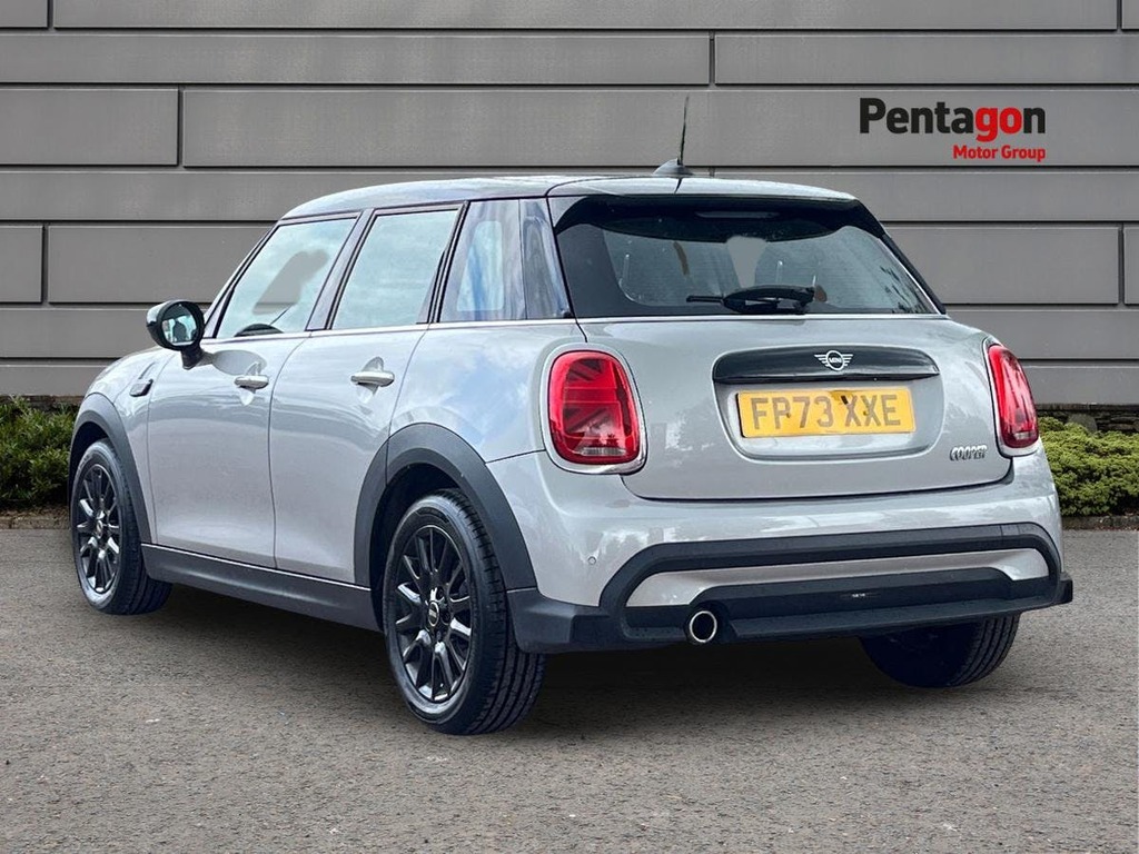 Mini Hatch 1.5 Cooper Classic Hatchback Steptronic FP73XXE Silver #2