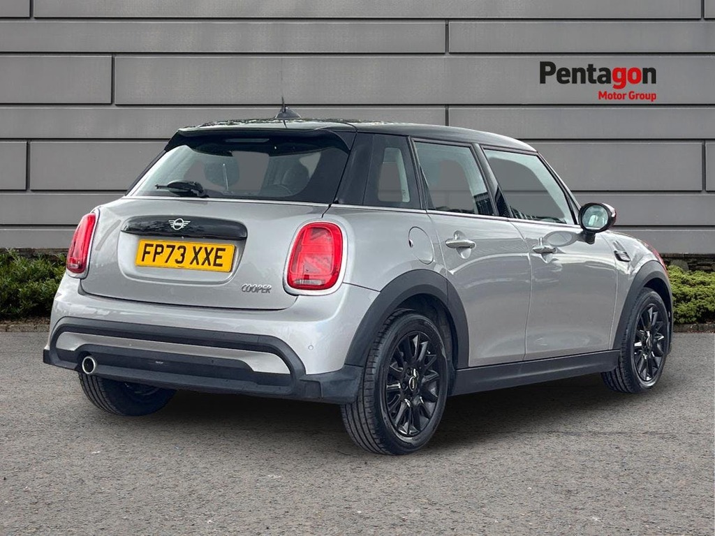 Mini Hatch 1.5 Cooper Classic Hatchback Steptronic FP73XXE Silver #4