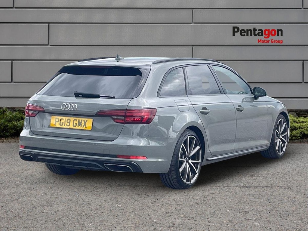 Audi A4 Avant 2.0 Tfsi 35 Black Edition Estate PG19GMX Grey #4