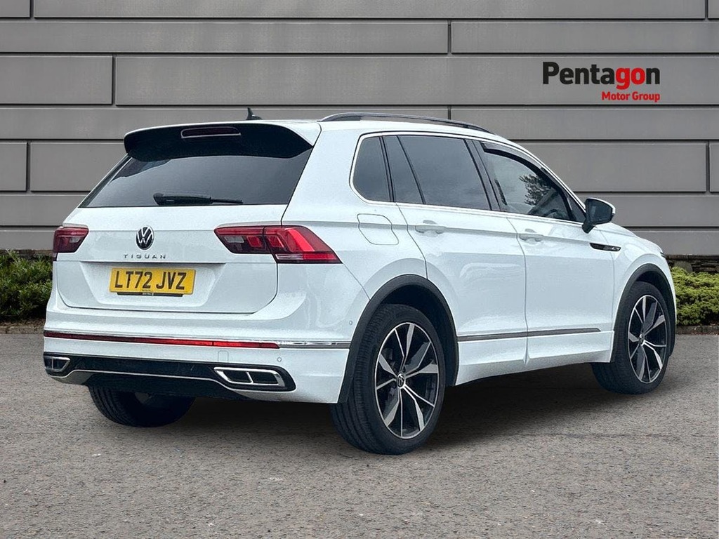 Volkswagen Tiguan 1.5 Tsi R Line Suv Dsg Euro 6 Ss 15 LT72JVZ White #4