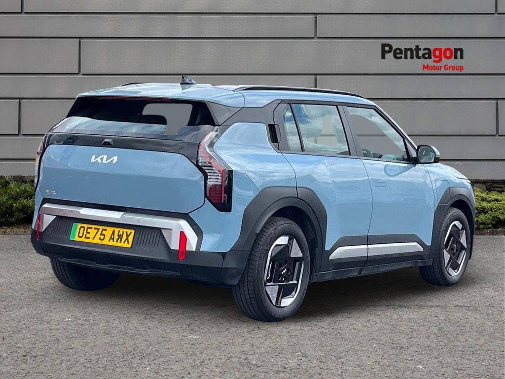 Kia EV3 81.4Kwh Air Suv 201 Bhp OE75AWX Blue #4