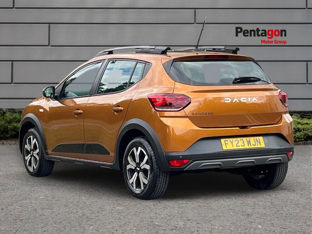 Dacia Sandero Stepway 1.0 Tce Journey Hatchback Cvt Euro 6 S FY23WJN Orange #2