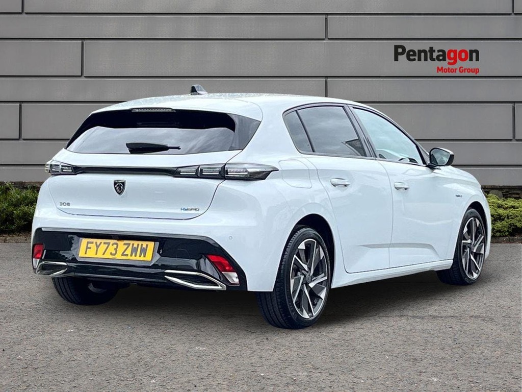 Peugeot 308 1.6 12.4Kwh Allure Premium Hatchback Pl White #4