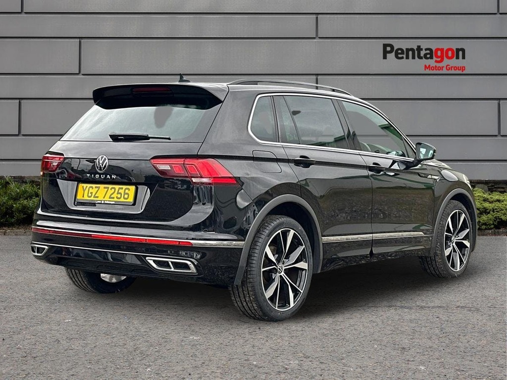 Volkswagen Tiguan 1.5 Tsi R Line Suv Dsg Euro 6 Ss 15 YGZ7256 Black #4