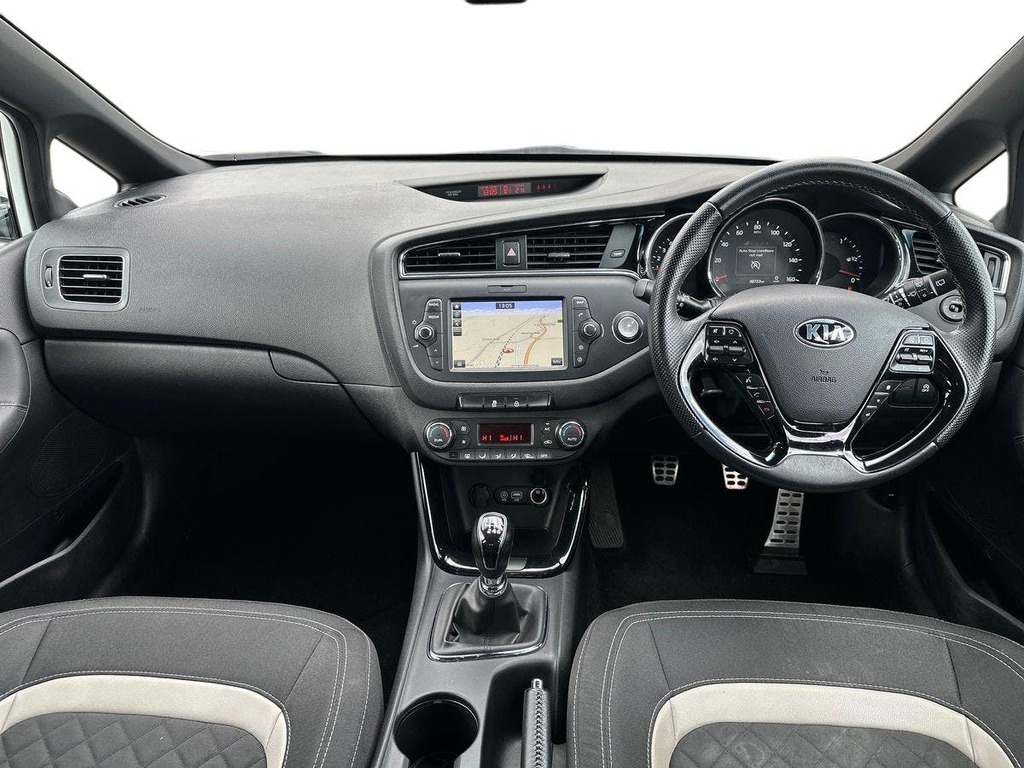 Kia Ceed 1.6 Crdi Gt Line Hatchback Euro White #6