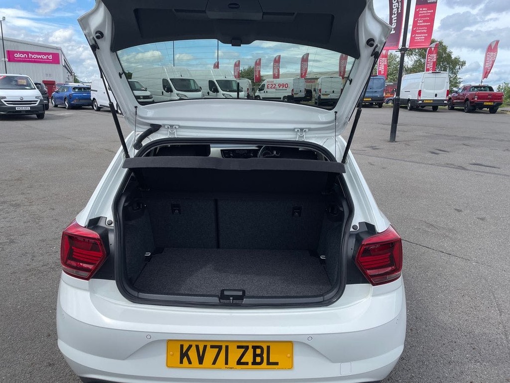 Volkswagen Polo 1.0 Tsi 95 Match White #10
