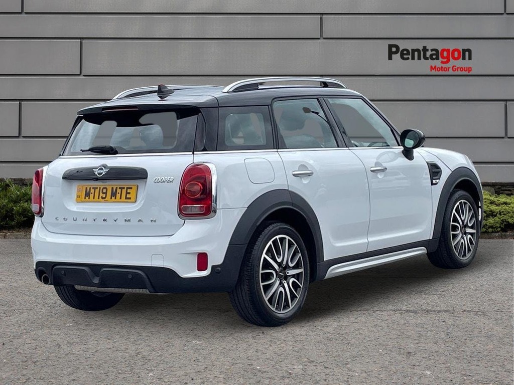 Mini Countryman 1.5 Cooper Sport Suv Euro 6 Ss MT19MTE White #4
