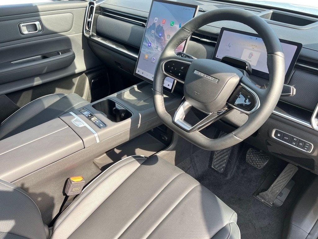 JAECOO 7 1.5T Shs 18.3Kwh Luxury Suv Plug In Hyb Silver #5