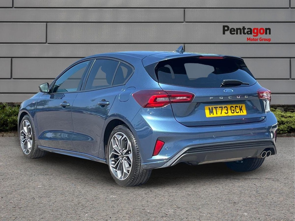 Ford Focus 1.0T Ecoboost St Line X Hatchback Manua Blue #2