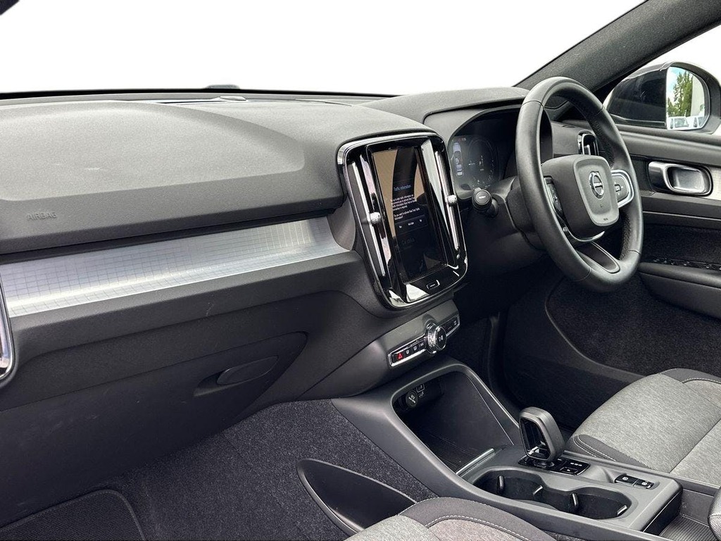 Volvo XC40 2.0 B4p Plus Dark Awd Red #7