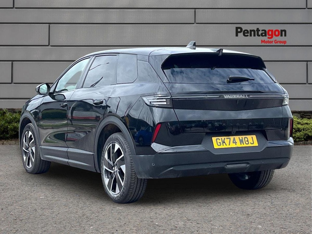 Vauxhall Grandland 1.2 Ultimate Suv Hybrid E Dct Euro 6 S GK74WOJ Black #2