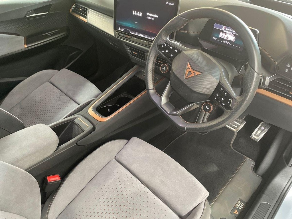 Cupra Born E Boost 59Kwh V3 Hatchback 230 Silver #5