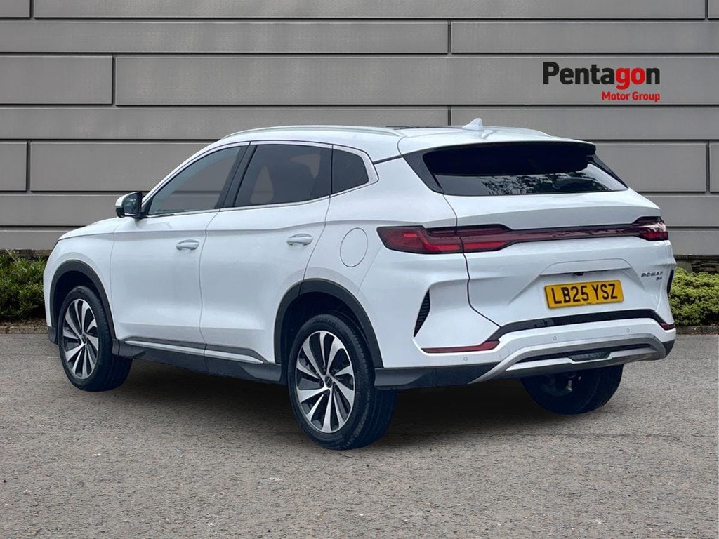 Byd Seal U 1.5 26.6Kwh Comfort Suv Plug In Hybrid LB25YSZ White #2